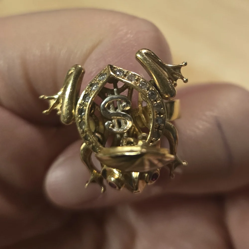 14kt Gold Frog Ring-sz.8 - Picture 4 of 8